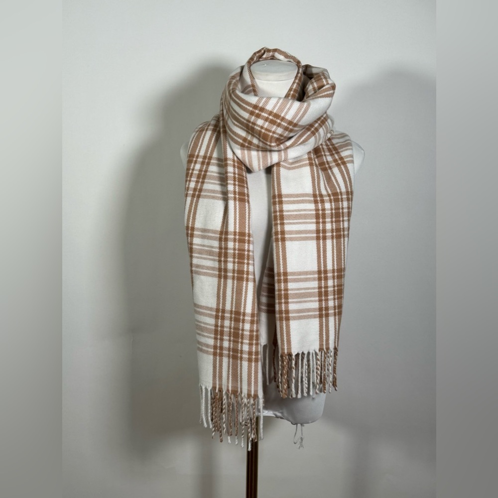 J. Crew Classic scarf. Perfect Christmas gift. - Picture 4 of 4